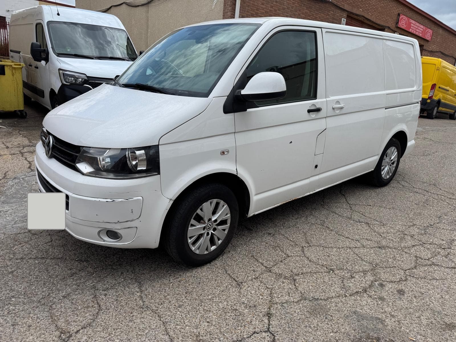 Volkswagen Transporter TDI · Furgón de carga · 3 plazas